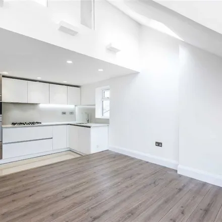 Rent this 3 bed apartment on Shacklegate Lane in Waldegrave Road, London