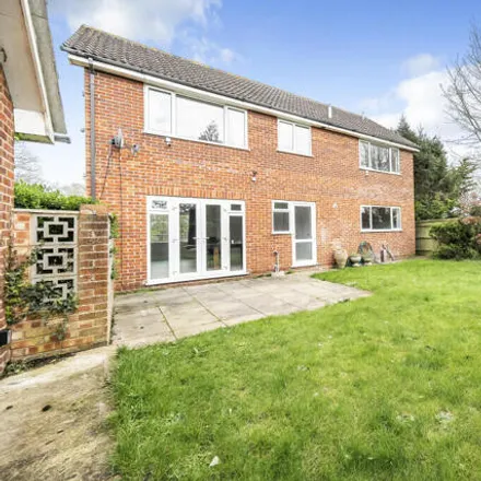 Buy this 4 bed house on Lowfield Road in Reading, RG4 6NJ