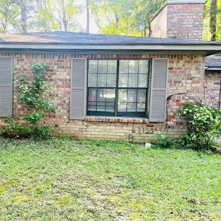Rent this 3 bed house on 349 River Oak Drive in Riverdale, GA 30274