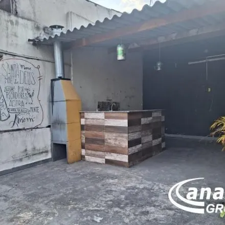 Rent this 2 bed house on Rua Jandáia in Vila São José, Osasco - SP