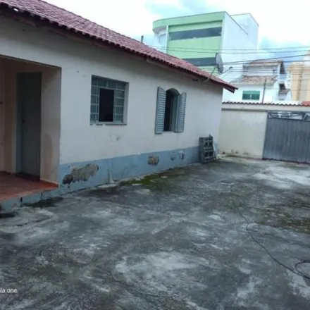 Rent this 2 bed house on Avenida José Moreira Filho in Shangai, Mogi das Cruzes - SP