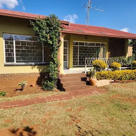 Rent this 3 bed apartment on Jasmyn Avenue in Silverton, Pretoria