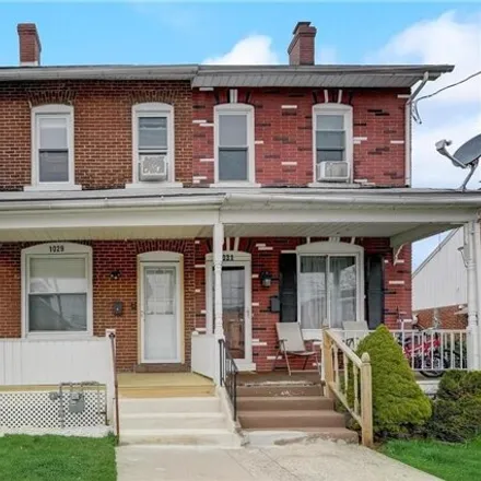Buy this 4 bed house on 499 East Frankford Street in Bethlehem, PA 18018