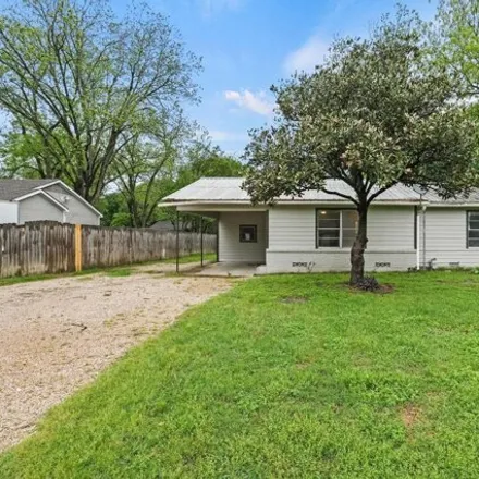 Buy this 2 bed house on 150 West Damon Street in Terrell, TX 75160
