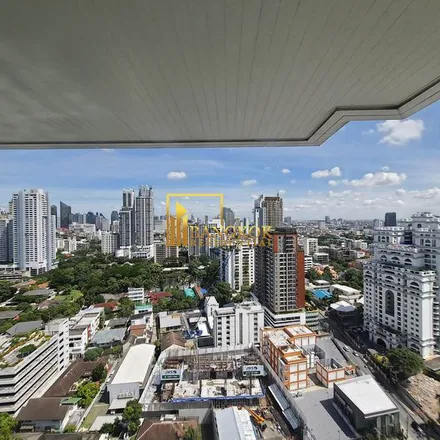 Image 1 - Le Raffiné 39, Soi Sukhumvit 39, Vadhana District, Bangkok 10110, Thailand - Apartment for rent