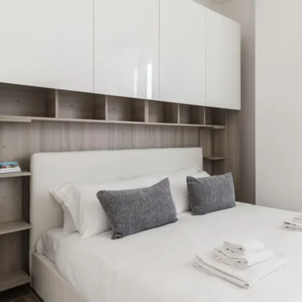 Image 6 - Cool 1-bedroom apartment near Via Brunelleschi tram stop  Milan 20144 - Apartment for rent