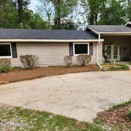 Image 4 - 903 N Hills St, Meridian, Mississippi, 39305 - House for sale