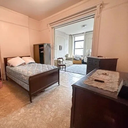 Image 5 - 227 East 14th Street, New York, NY 10003, USA - Apartment for sale