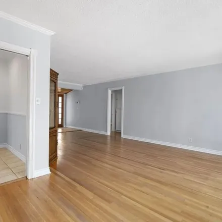 Rent this 3 bed apartment on 2745 Ceilhunt Avenue in Los Angeles, CA 90064
