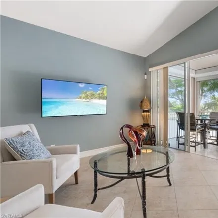 Buy this 3 bed condo on 7092 Timberland Cir Apt 201 in Naples, Florida