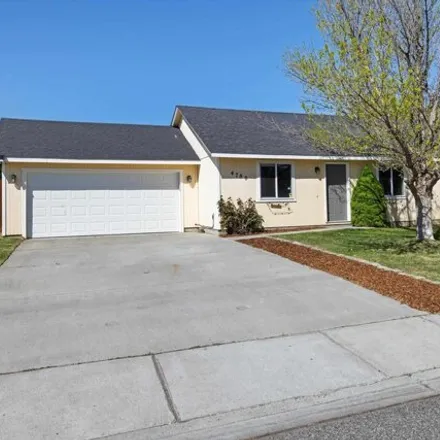Buy this 3 bed house on 4683 Thrush Lane in West Richland, WA 99353