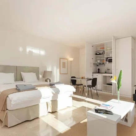 Rent this 2 bed apartment on torrent de La Vileta in 07011 Palma, Spain
