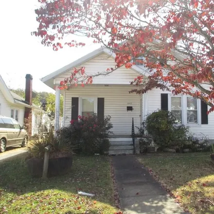 Buy this 4 bed house on 1226 Forest Avenue in Maysville, KY 41056