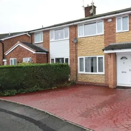 Buy this 4 bed duplex on Fernview Drive in Summerseat, BL0 9XG