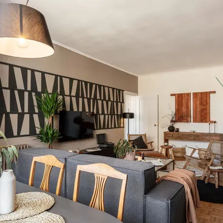 Rent this 2 bed apartment on Serrano-Diego de León in Calle de los Hermanos Bécquer, 28006 Madrid