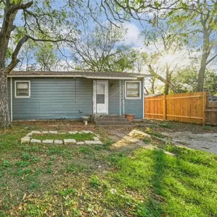 Buy this 3 bed house on 1436 North Wilhite Street in Cleburne, TX 76031