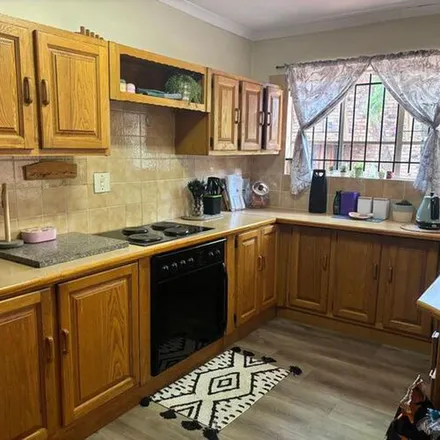 Image 6 - 386 Beaufort West Street, Faerie Glen, Gauteng, 0043, South Africa - Apartment for rent
