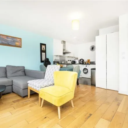 Rent this 2 bed apartment on 3 Meath Crescent in London, E2 0QG
