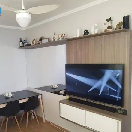 Buy this 2 bed apartment on Avenida dos Cardeais in Pompéia, Piracicaba - SP