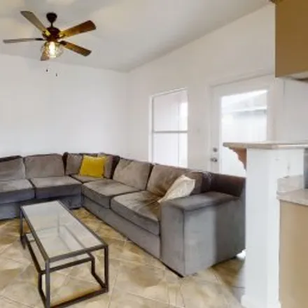 Buy this 3 bed apartment on 1325 Calle San Carlos in Westside, Corpus Christi