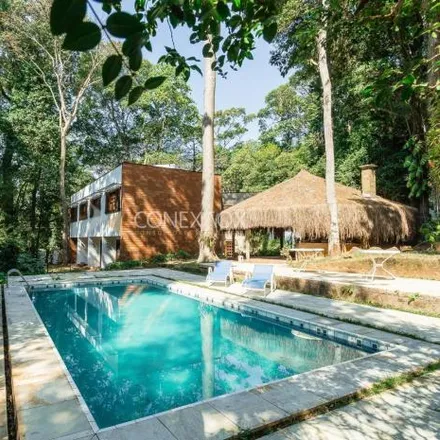 Buy this 6 bed house on Avenida Um in Jardim Professora Tarcília, Campinas - SP