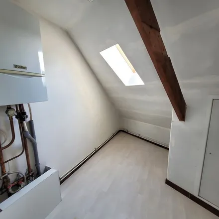 Rent this 3 bed apartment on Molenstraat in 9900 Eeklo, Belgium