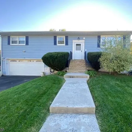 Rent this 5 bed house on 40 Alex Place in Voorhees, Franklin Township