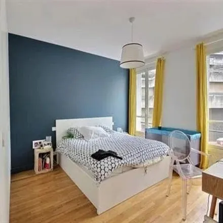 Rent this 3 bed apartment on 30 x Route d'Auteuil aux Lacs in 75016 Paris, France