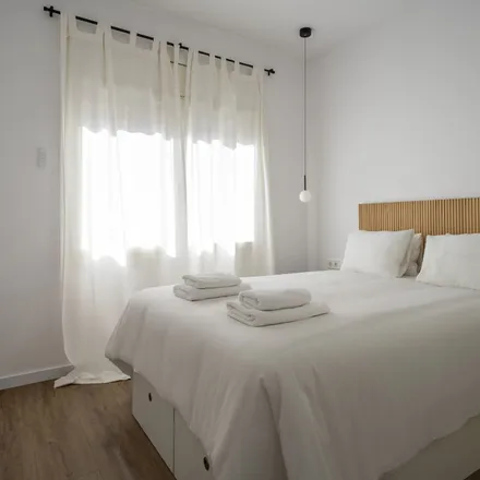 Image 3 - Travessera de Gràcia, 217, 08012 Barcelona, Spain - Apartment for rent