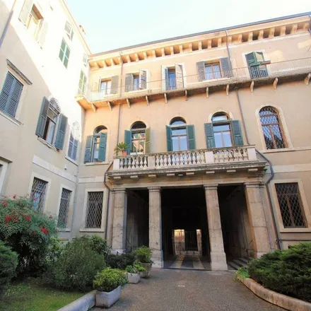Image 5 - Via Adua 3, 37121 Verona VR, Italy - Apartment for rent