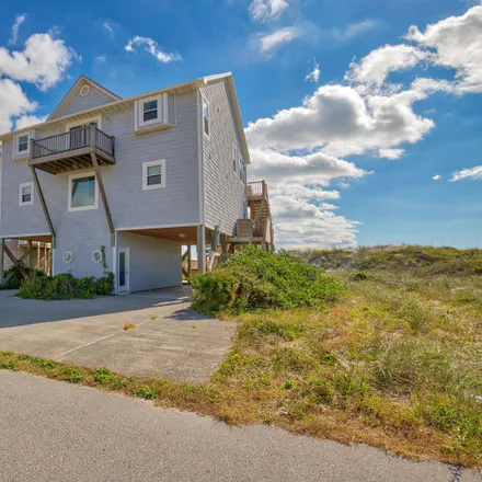 Image 2 - 388 New River Inlet Road, North Topsail Beach, NC 28460, USA - House for sale