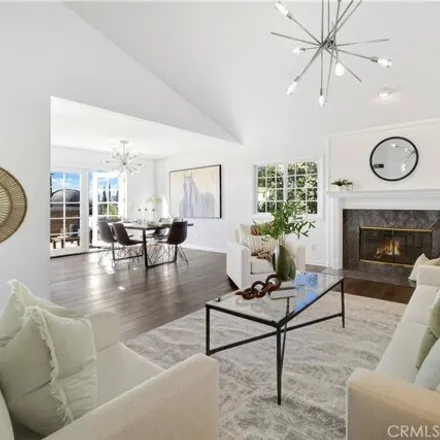 Image 4 - 4447 Charlemont Place, Los Angeles, CA 91364, USA - House for sale