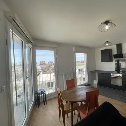 Rent this 3 bed apartment on 40 Rue Delizy in 93500 Pantin, France