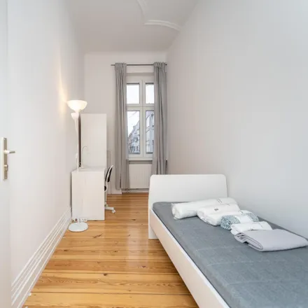 Rent this 6 bed room on Villa Neukölln in Hermannstraße 233, 12049 Berlin