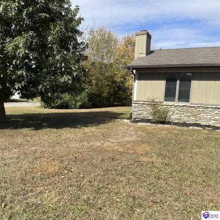 Image 3 - 1582 Catalpa Road, Radcliff, KY 40160, USA - House for sale