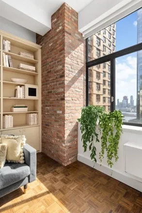 Image 6 - The Belmont, 320 East 46th Street, New York, NY 10017, USA - Condo for sale