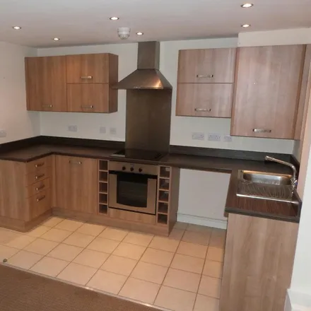 Image 3 - Heath Street, Hednesford, WS12 4BT, United Kingdom - Apartment for rent