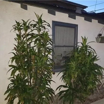 Rent this 2 bed house on 223 32nd Street in Newport Beach, CA 92663