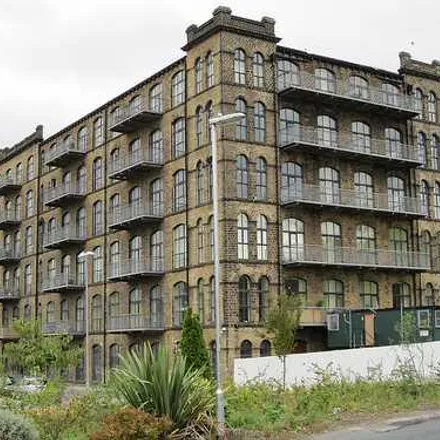 Image 1 - Titanic Spa, Lowestwood Lane, Linthwaite, HD7 5UN, United Kingdom - Apartment for rent