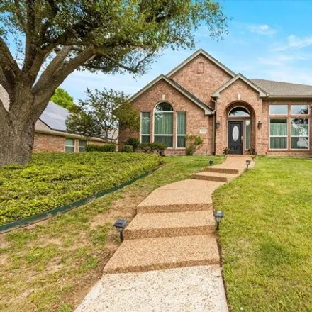 Buy this 4 bed house on 2805 Oates Drive in Plano, TX 75093