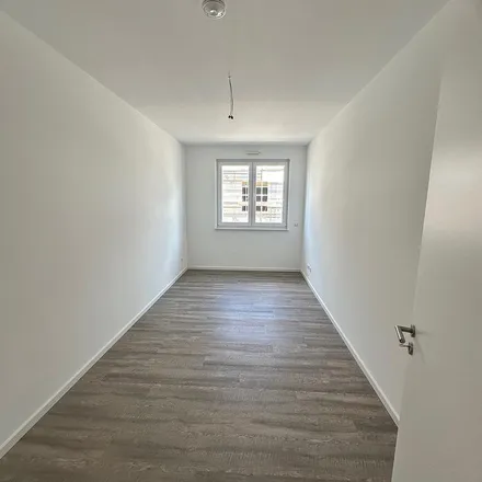 Rent this 3 bed apartment on Villa in Regener Straße, 10318 Berlin
