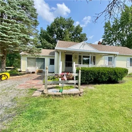 Image 3 - 4923 Batavia Bethany Townl Rd, Batavia, New York, 14020 - House for sale