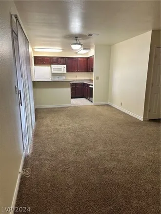 Image 2 - 5382 River Glen Drive, Spring Valley, NV 89103, USA - Condo for rent