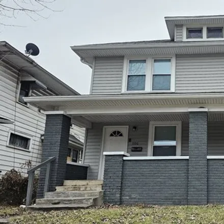 Buy this studio house on 3110 North College Avenue in Indianapolis, IN 46205