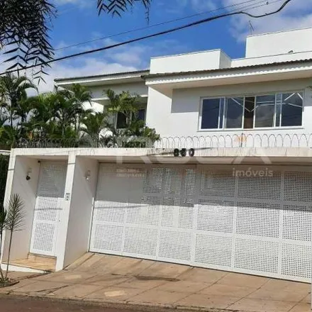 Buy this 5 bed house on Avenida Doutor Paulo Pinheiro Werneck in Parque Santa Mônica Prolongamento, São Carlos - SP