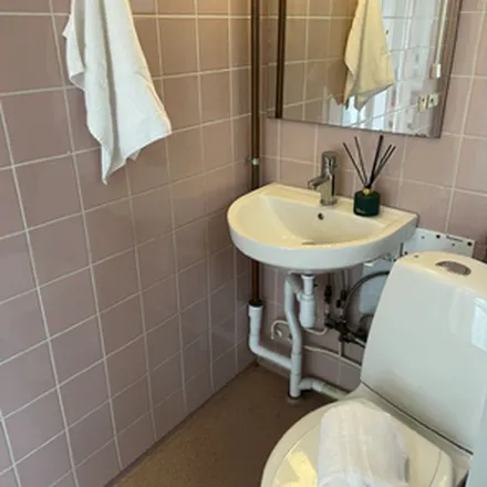 Rent this 1 bed apartment on Stockholmsvägen in 195 46 Märsta, Sweden