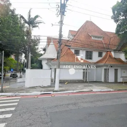 Rent this studio house on Avenida Indianópolis 1211 in Mirandópolis, São Paulo - SP