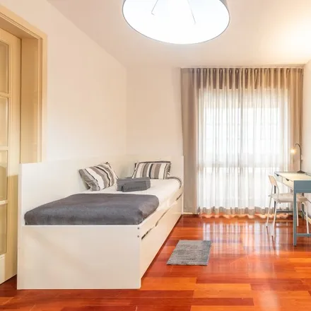 Rent this 4 bed room on Viaduto de Sete Rios in Praça Marechal Humberto Delgado, 1500-423 Lisbon