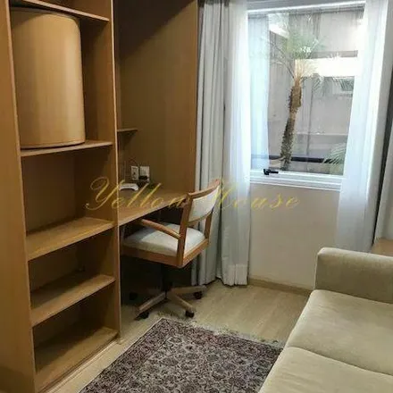 Rent this 1 bed apartment on Sé Square in Praça da Sé, Glicério