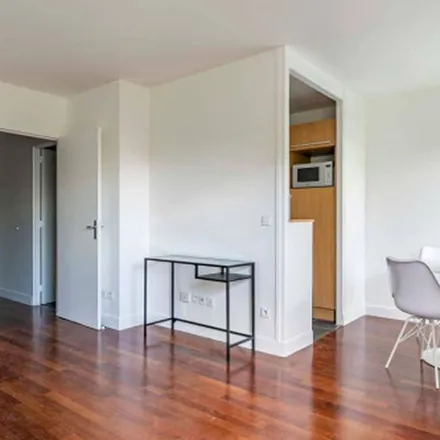 Rent this 1 bed apartment on Mairie du 12e arrondissement in Rue de Charenton, 75012 Paris